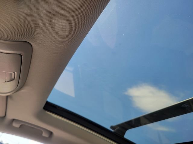 Used 2019 GMC Terrain SLT w/ Preferred Package AWD/4WD image 22