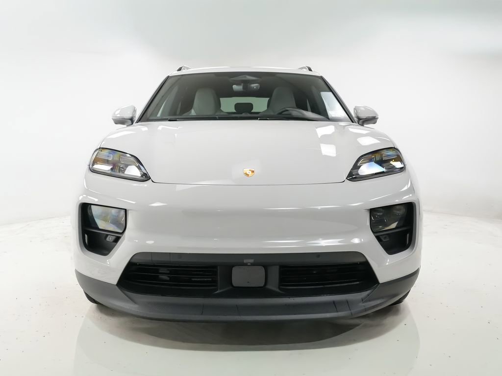 New 2026 Porsche Macan 4 Electric AWD/4WD image 6
