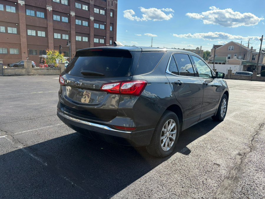 Used 2019 Chevrolet Equinox LT w/ Driver Convenience Package FWD image 4