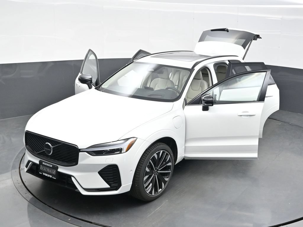 New 2026 Volvo XC60 T8 Ultra w/ Protection Package Premier AWD/4WD image 39