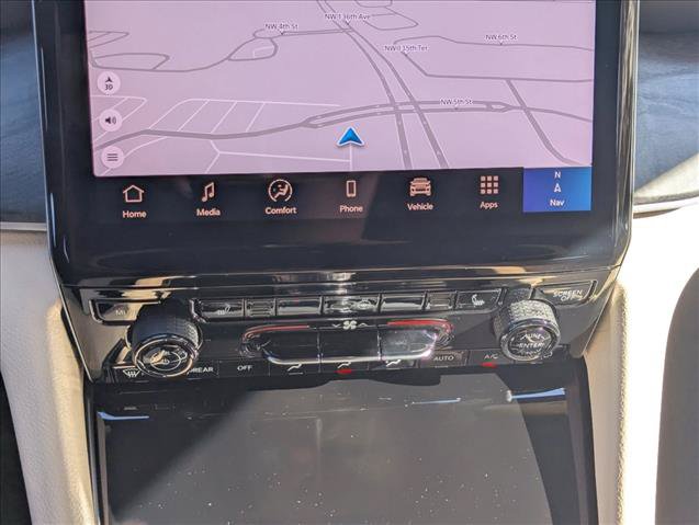 New 2025 Jeep Grand Cherokee Limited w/ Black Appearance Package RWD image 16
