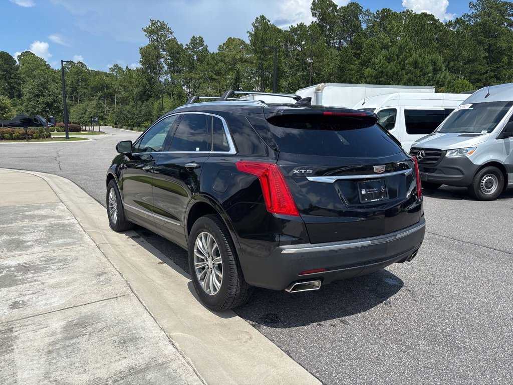 Used 2018 Cadillac XT5 Luxury w/ Driver Awareness Package image 7