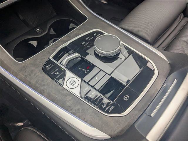 Used 2024 BMW X5 xDrive40i w/ Premium Package image 15