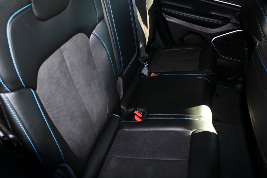 Used 2024 Jeep Grand Cherokee Trailhawk w/ Advanced Protech Group II image 8