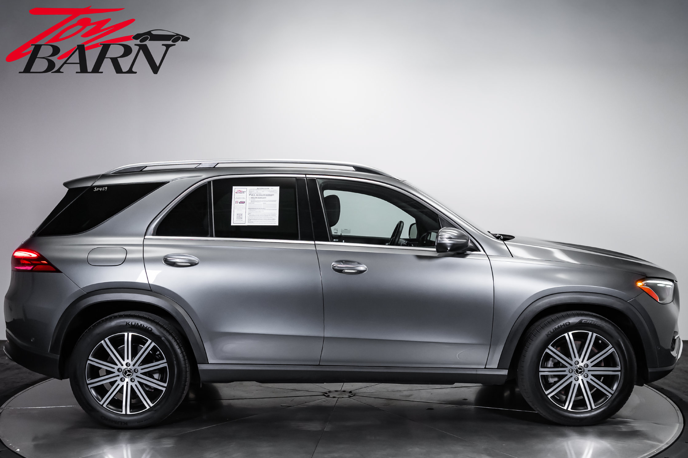 Used 2025 Mercedes-Benz GLE 450e 4MATIC w/ Driver Assistance Package image 6