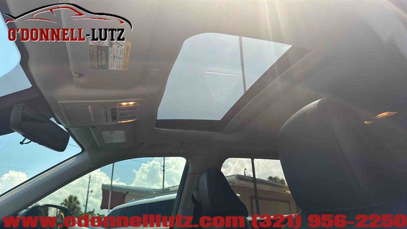 Used 2023 Toyota Highlander XLE FWD image 21