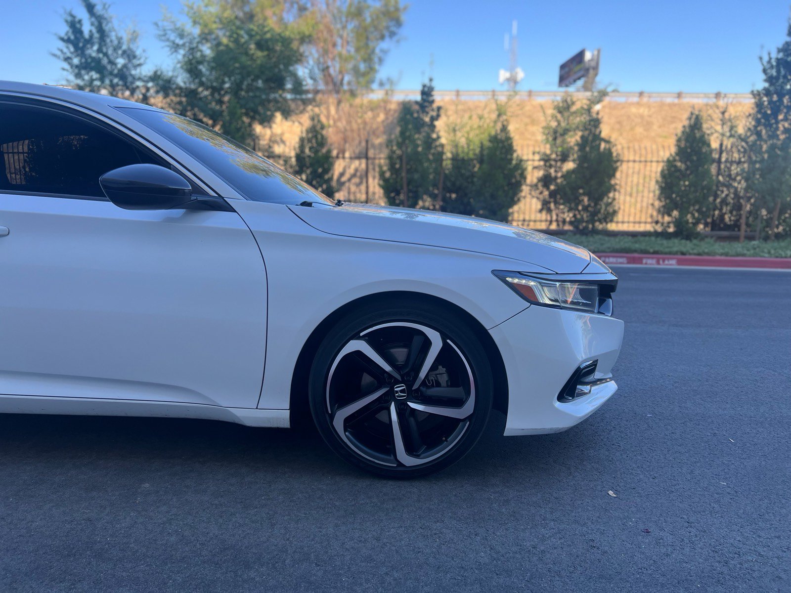 Used 2021 Honda Accord Sport image 6
