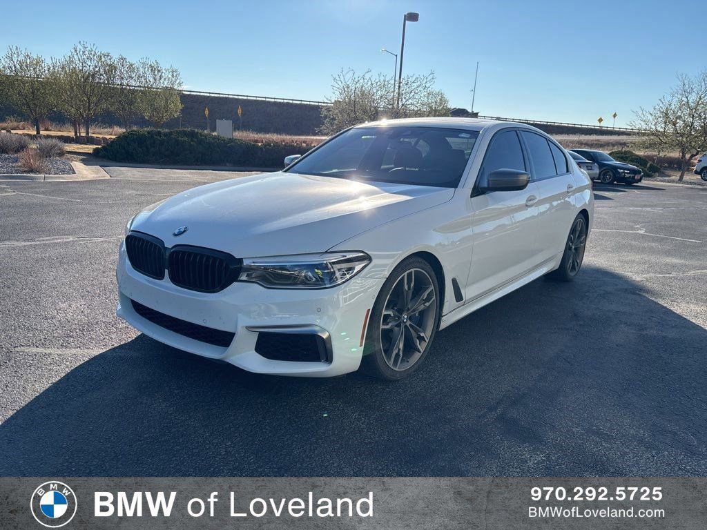 Used 2020 BMW M550i xDrive image 1