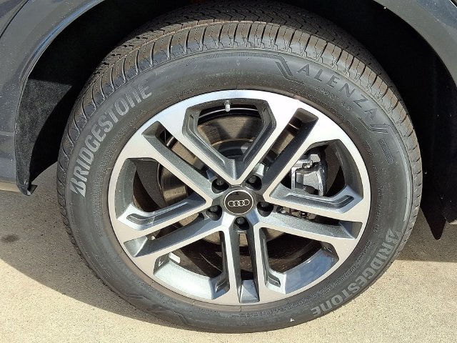 New 2026 Audi Q5 2.0T AWD/4WD image 5