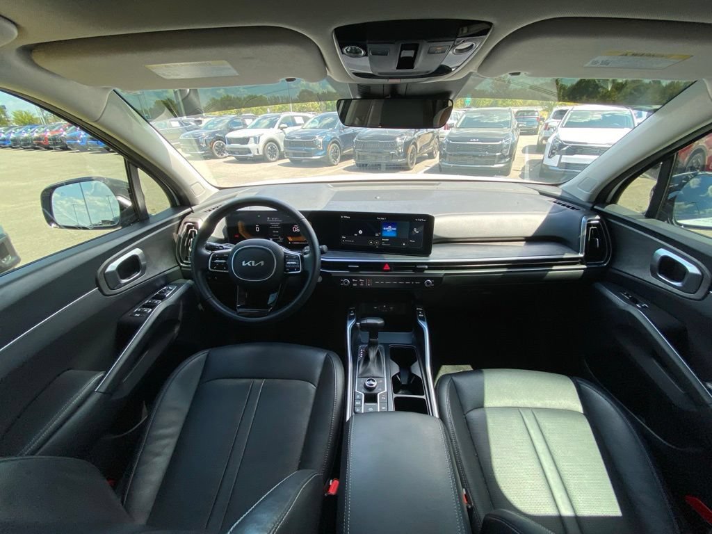 Certified 2025 Kia Sorento X-Line EX AWD/4WD image 24