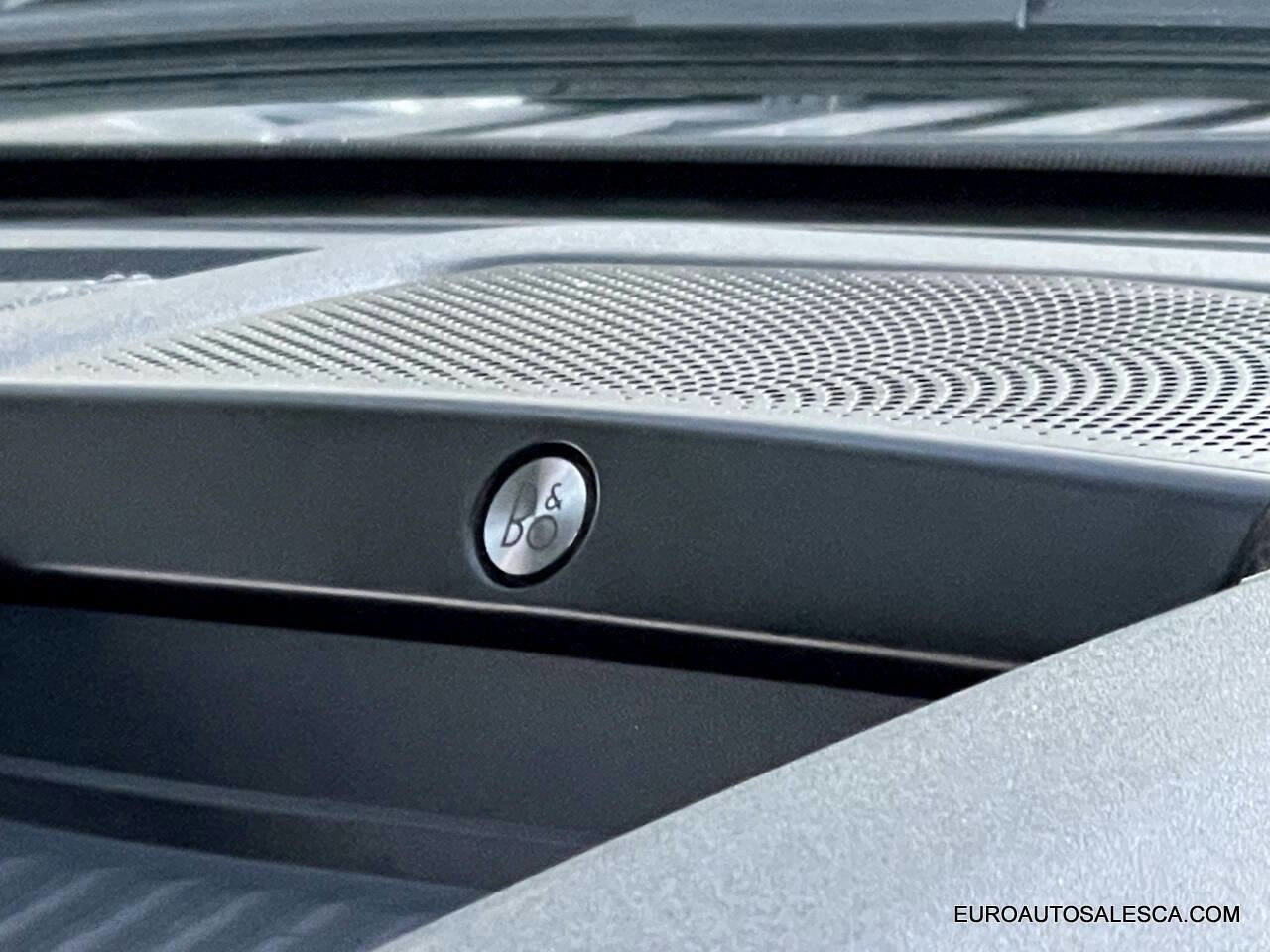 Used 2018 Ford F150 Raptor w/ Equipment Group 802A Luxury image 35