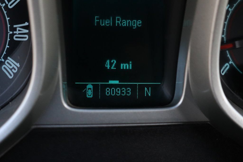 Used 2011 Chevrolet Camaro LS RWD image 23