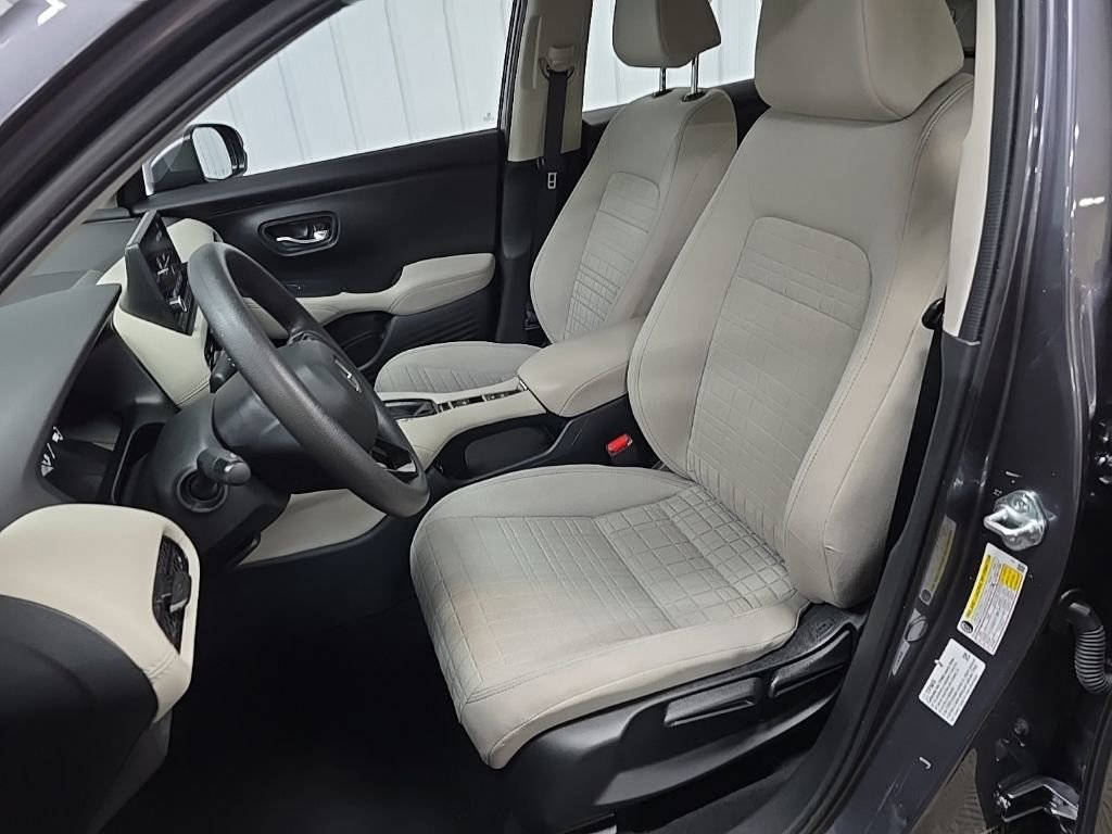 Used 2023 Honda HR-V LX image 29