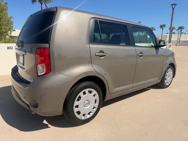 Used 2013 Scion xB FWD image 21