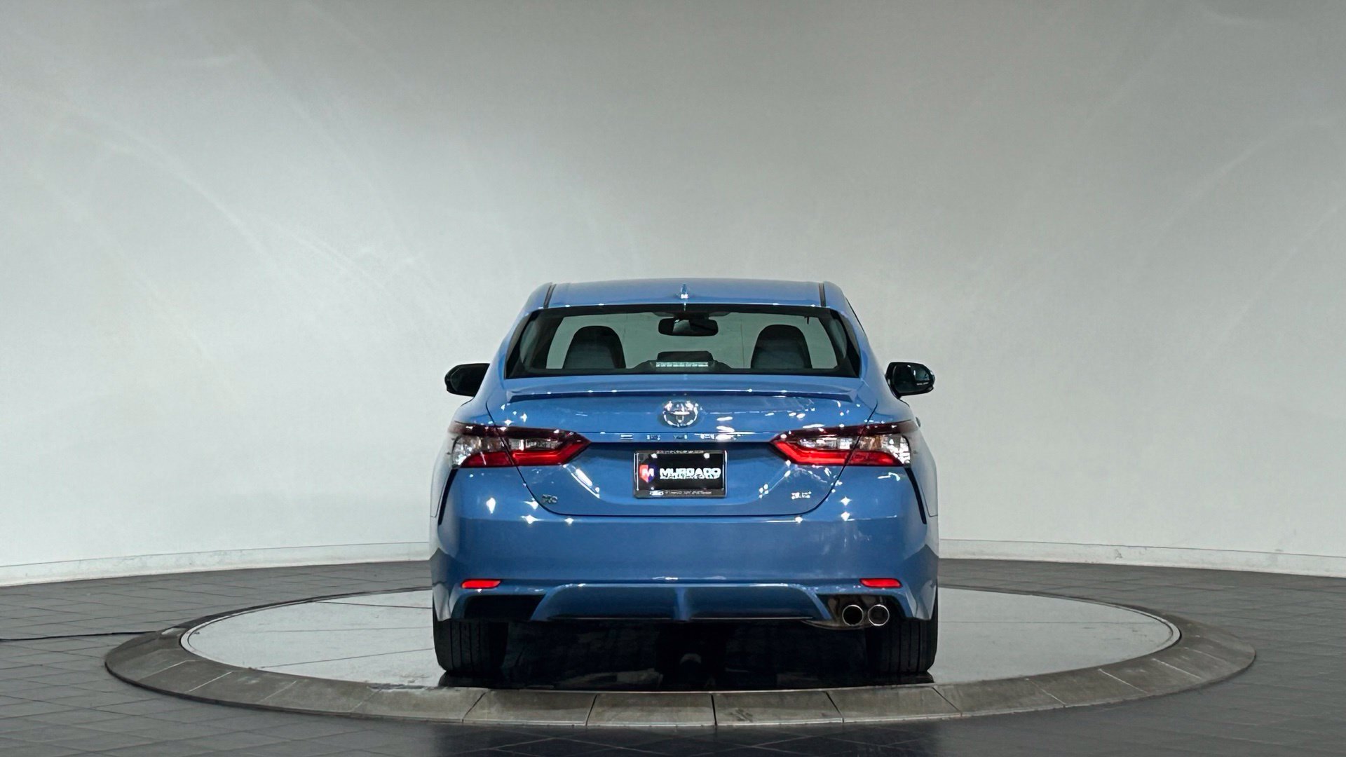 Used 2024 Toyota Camry SE w/ Convenience Package FWD image 8