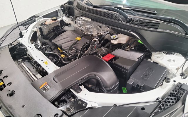 Used 2024 Chevrolet Trax LT image 33