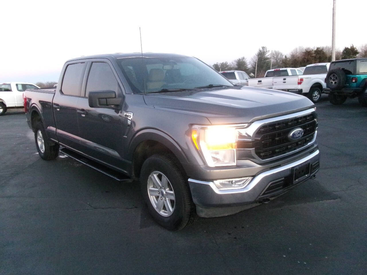 Used 2022 Ford F150 XLT w/ Equipment Group 301A Mid image 5