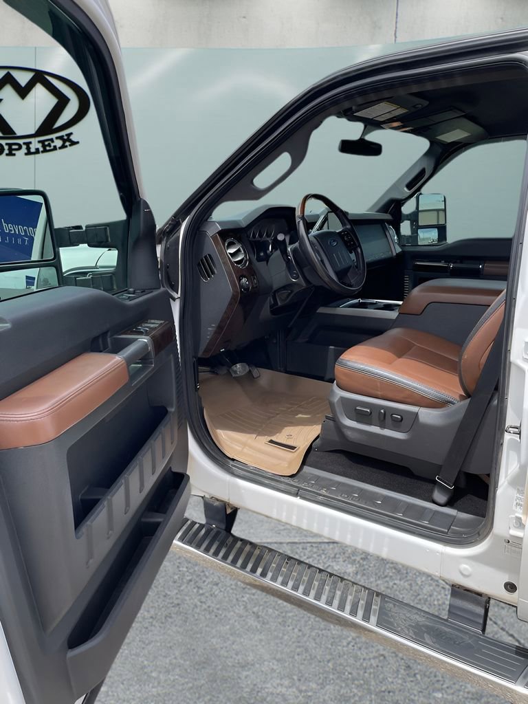Used 2016 Ford F350 Platinum w/ FX4 Off-Road Package AWD/4WD image 11