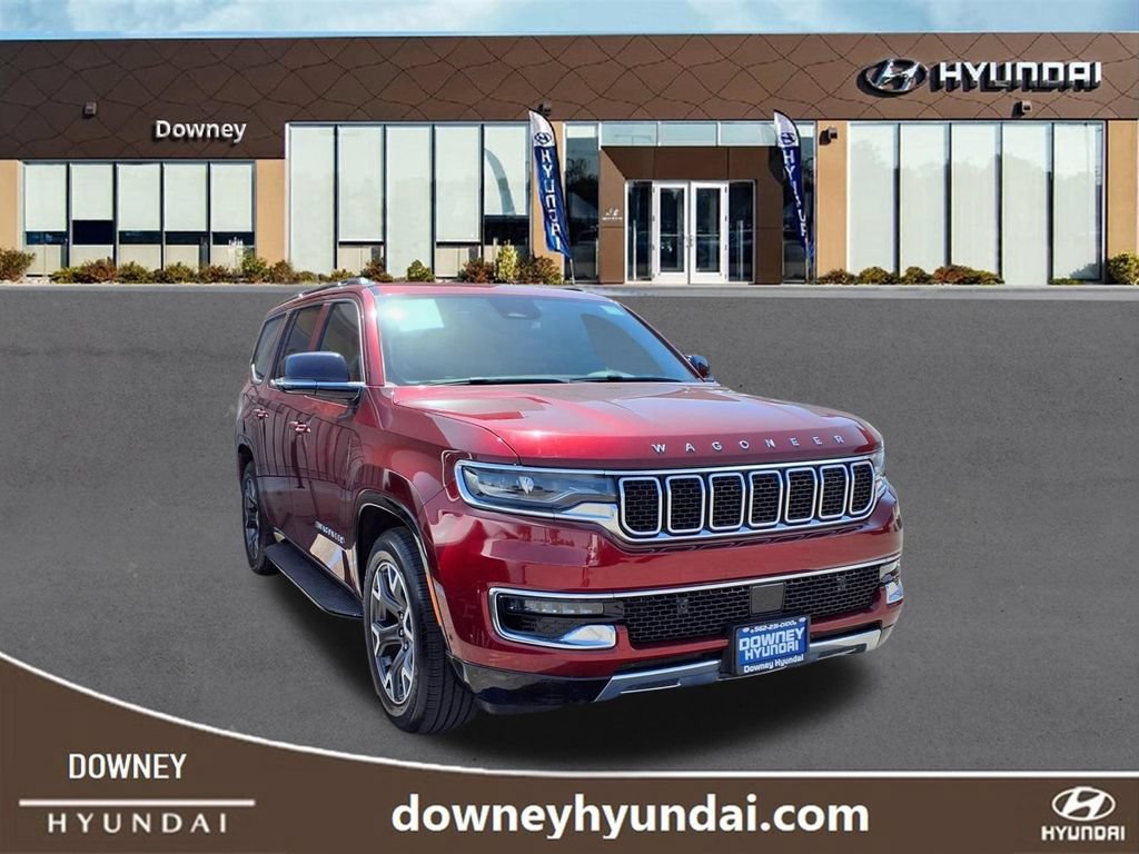 Used 2024 Jeep Wagoneer Series III AWD/4WD image 3