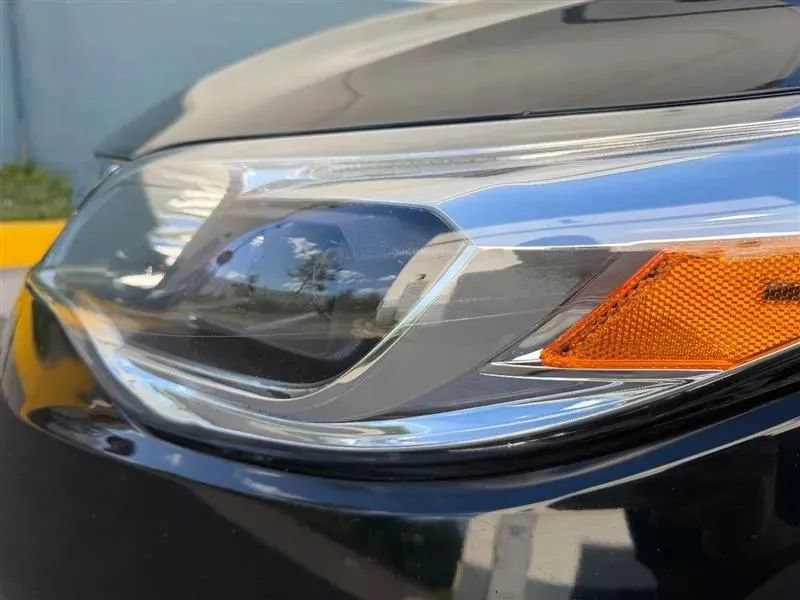Used 2013 Toyota Avalon XLE Touring FWD image 32
