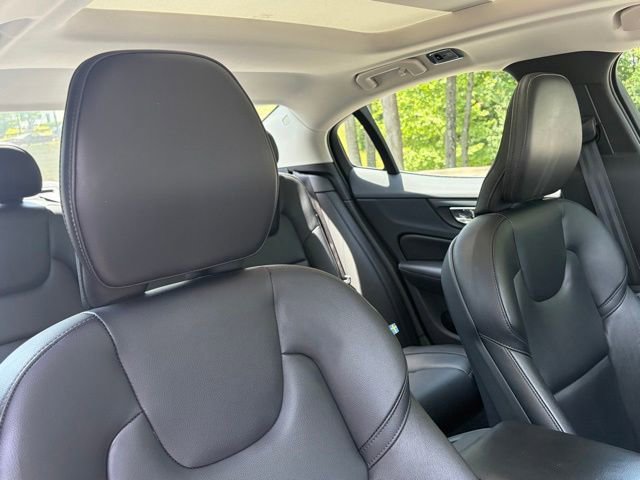Used 2019 Volvo S60 T6 Momentum w/ Multimedia Package AWD/4WD image 39