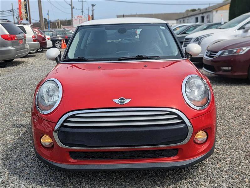 Used 2015 MINI Cooper 2-Door Hardtop FWD image 2