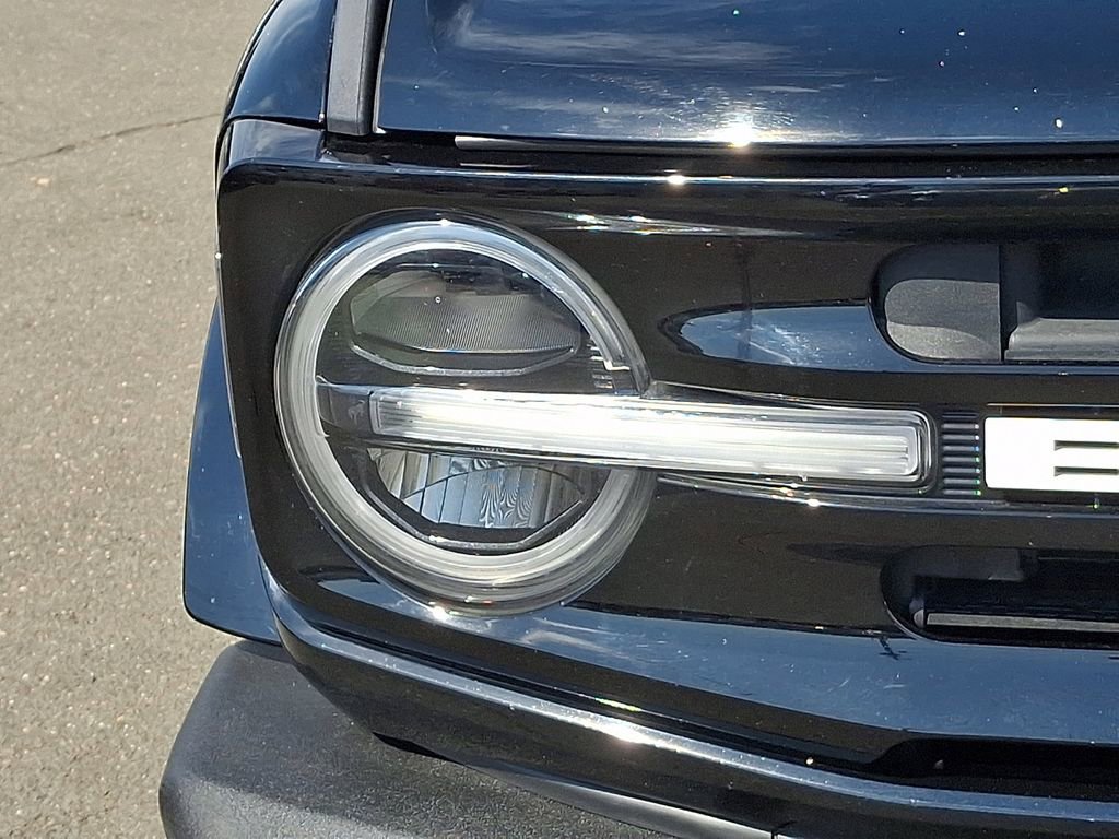 Used 2022 Ford Bronco Outer Banks image 9