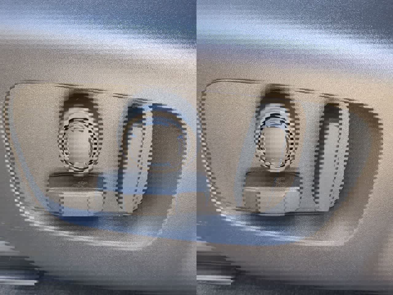 New 2026 Land Rover Range Rover Evoque S image 15