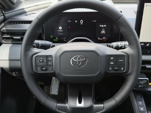 New 2026 Toyota RAV4 XSE AWD/4WD image 15