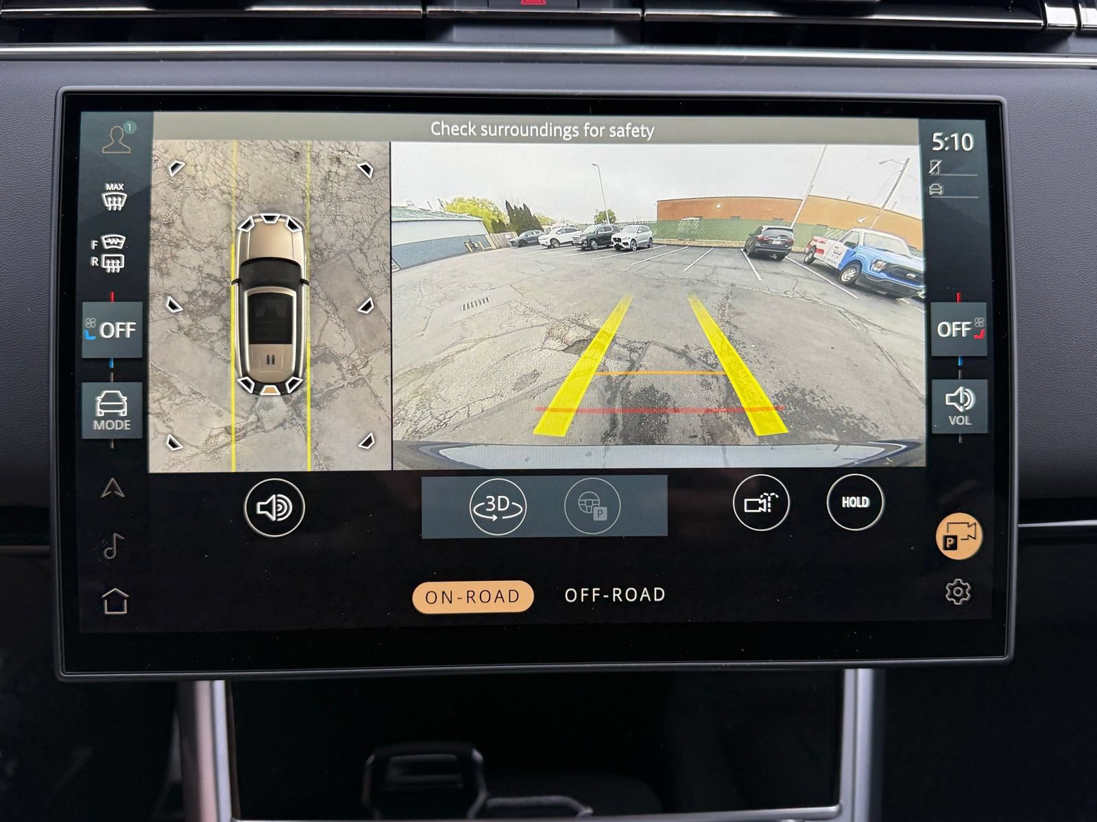 New 2026 Land Rover Range Rover Long Wheelbase SE AWD/4WD image 42