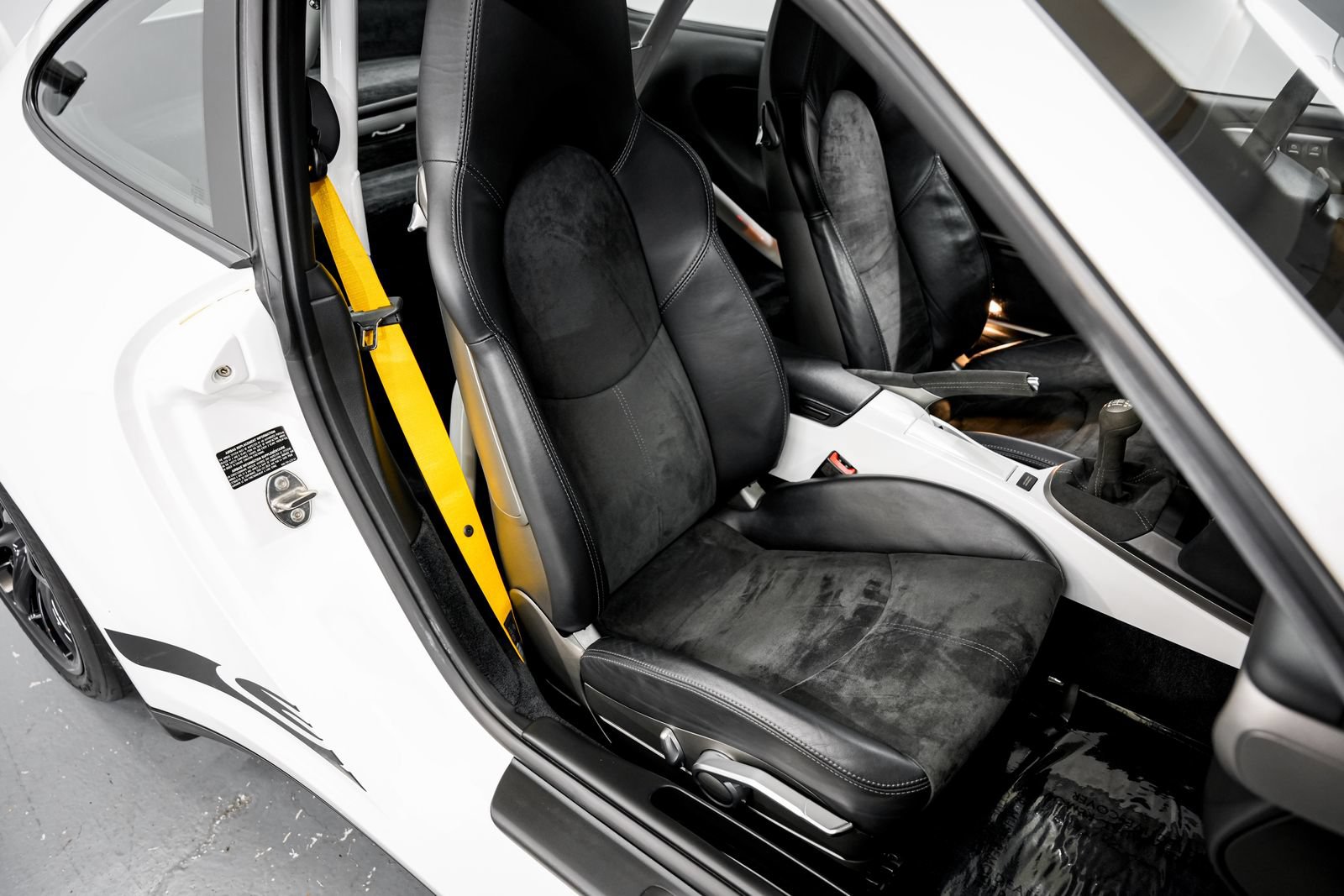 Used 2007 Porsche 911 GT3 RS RWD image 24