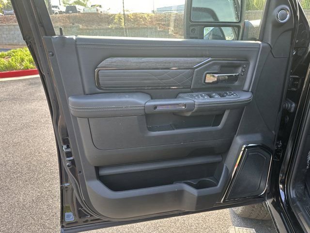 New 2025 RAM 2500 Limited image 10