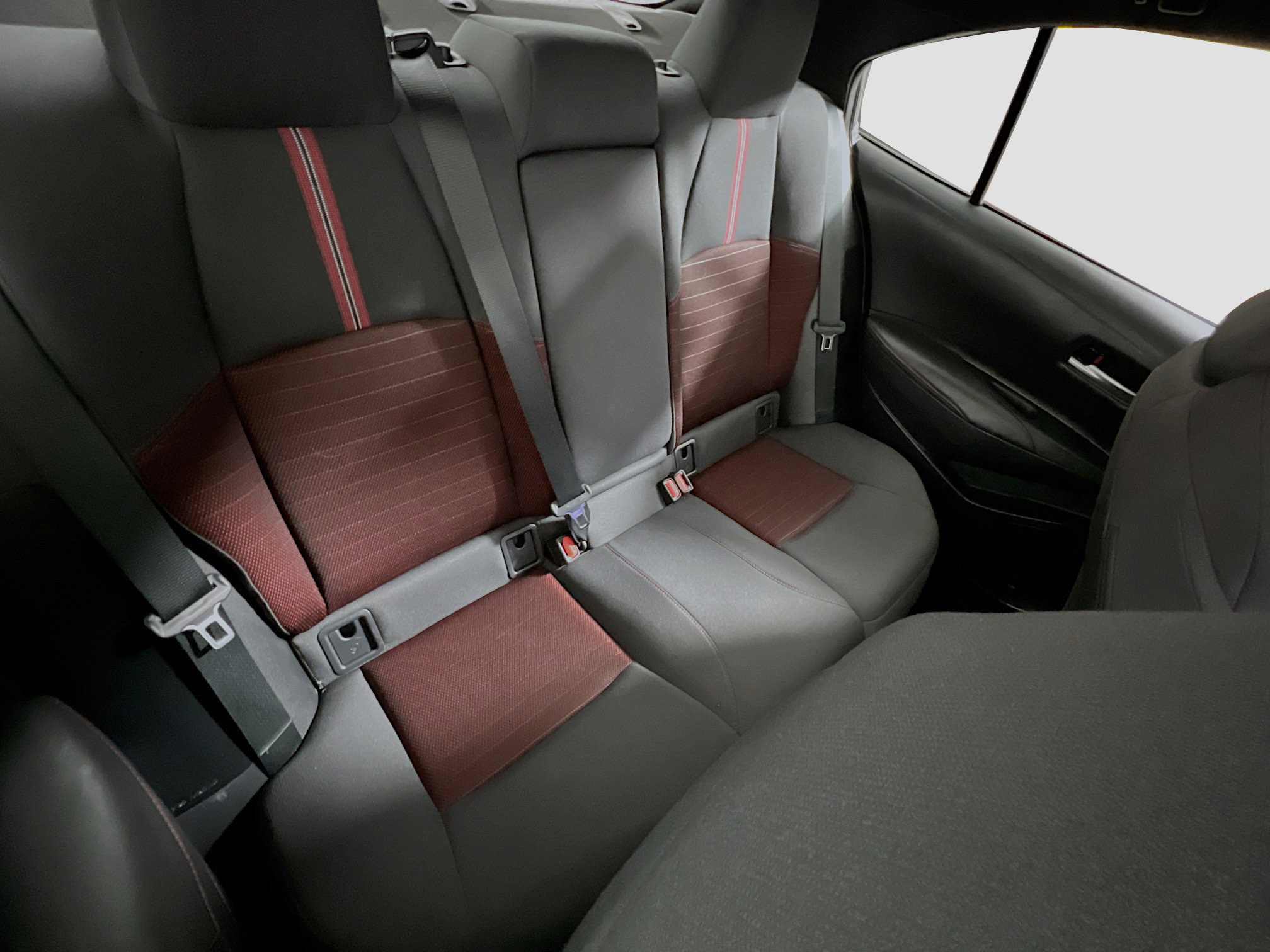 Used 2025 Toyota Corolla SE image 33