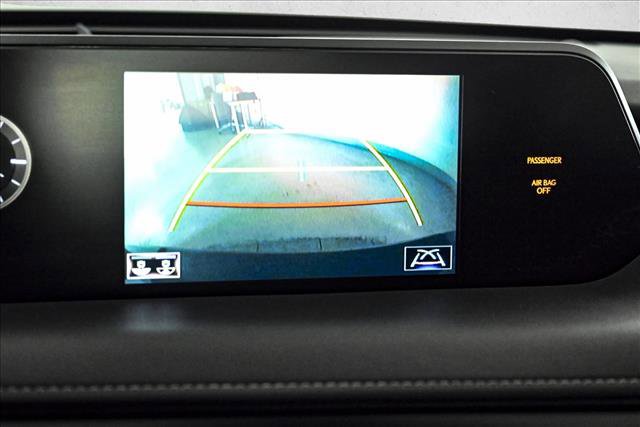 Used 2022 Lexus UX 200 UX 200 image 14