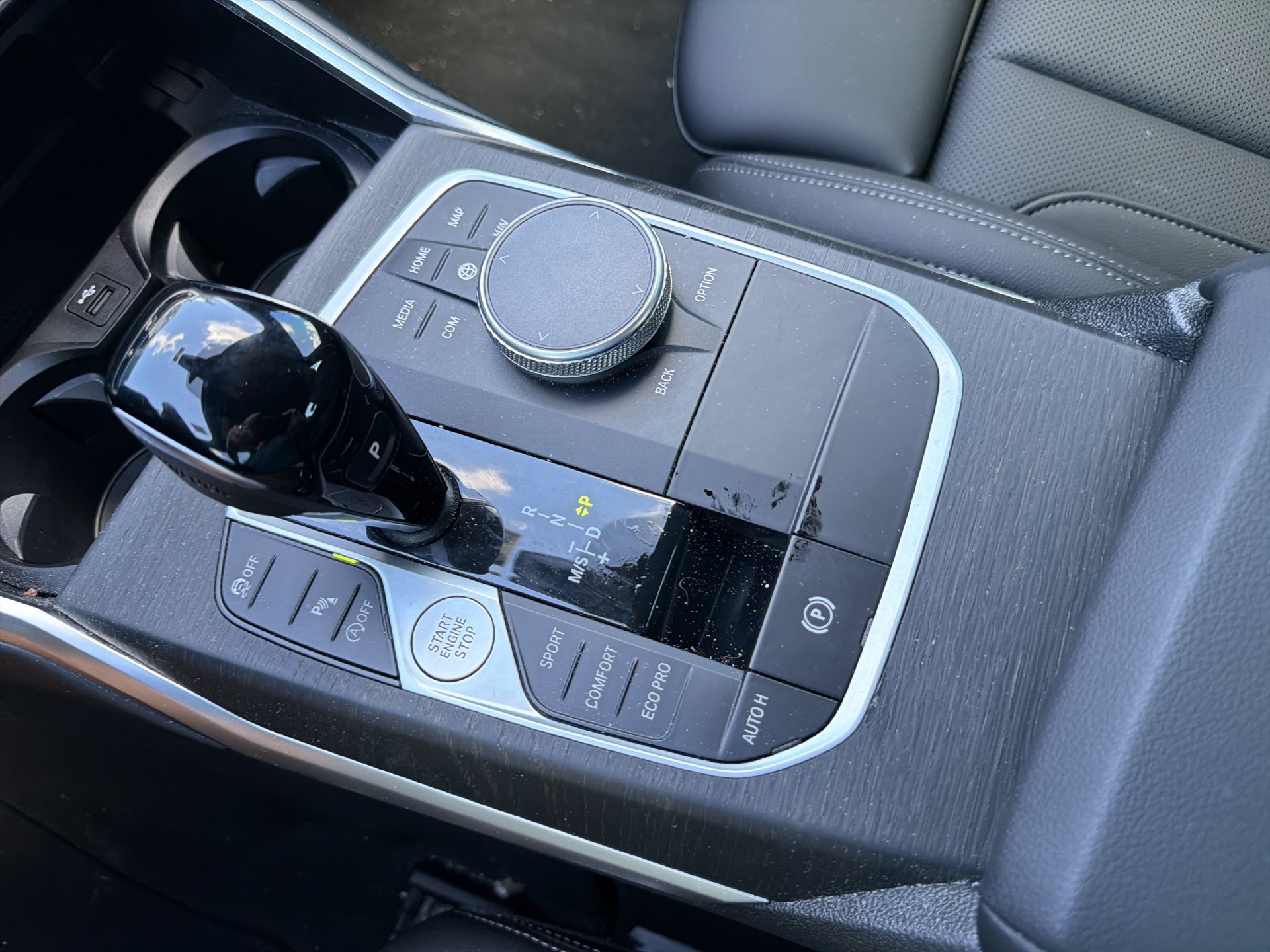 Used 2022 BMW 330i Sedan w/ Driving Assistance Package RWD image 33