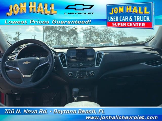 Used 2021 Chevrolet Malibu LT image 16