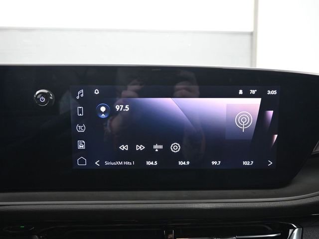 Used 2025 Buick Envista Sport Touring FWD image 17