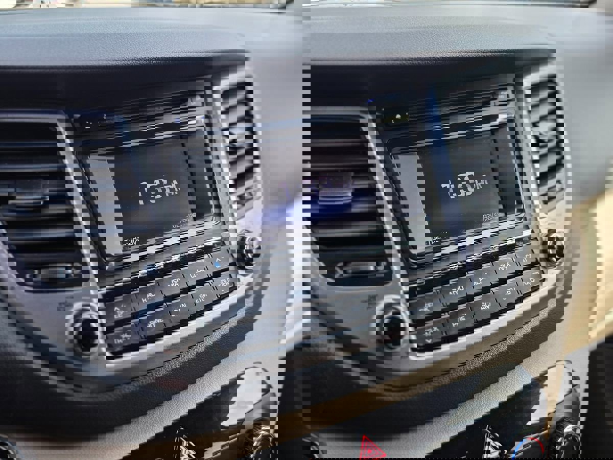 Used 2016 Hyundai Tucson Sport image 34