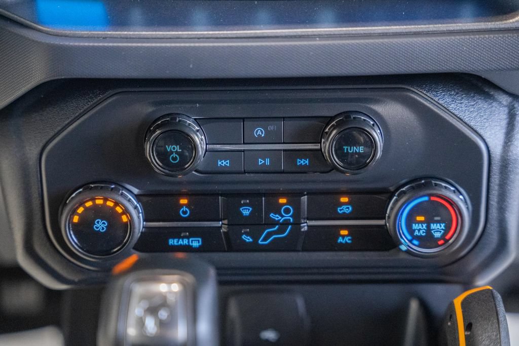 Used 2024 Ford Bronco Badlands AWD/4WD image 24