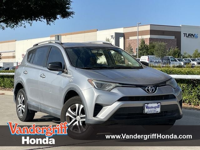Used 2016 Toyota RAV4 LE FWD image 1