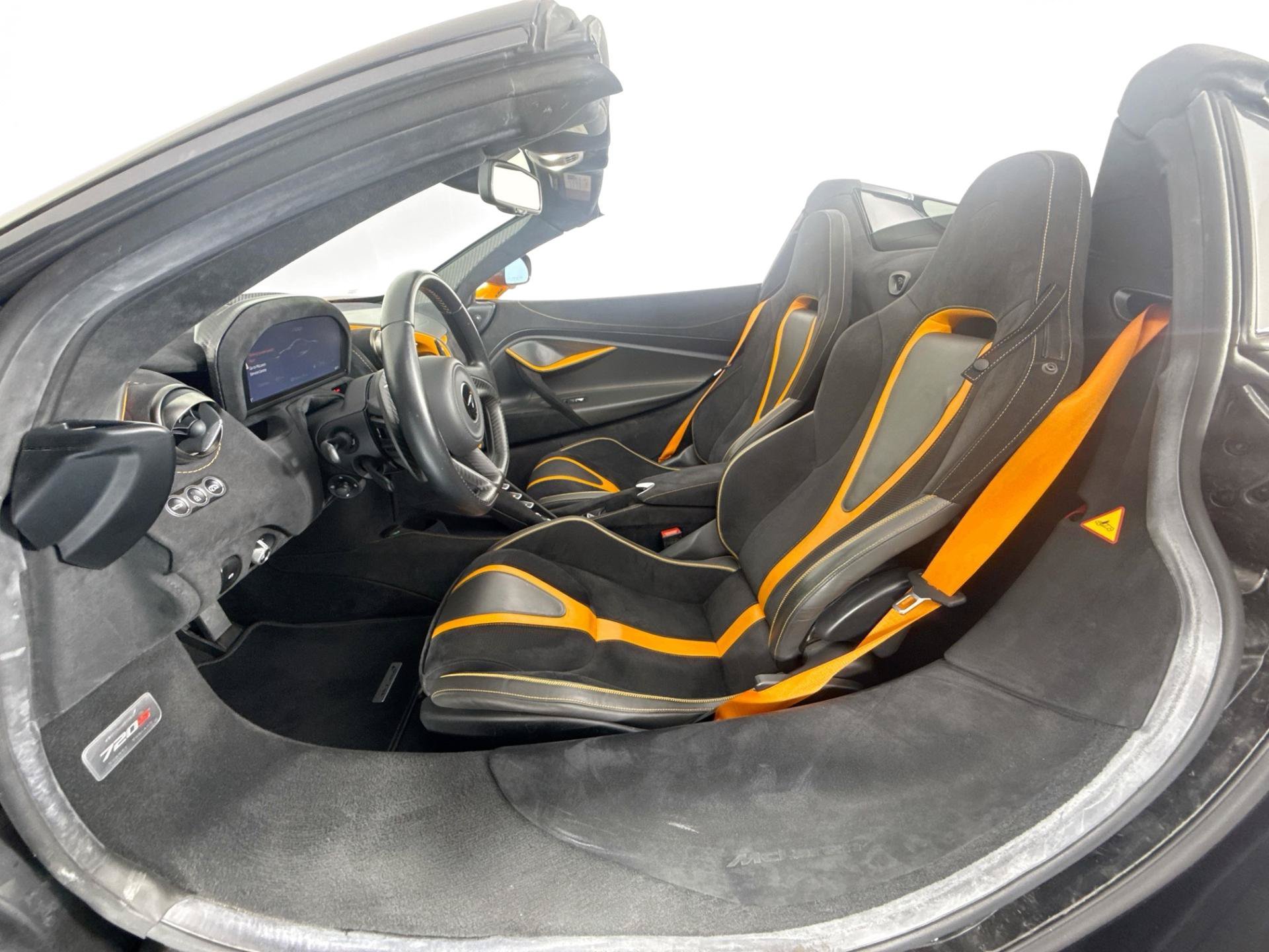 Used 2022 McLaren 720S Spider RWD image 11