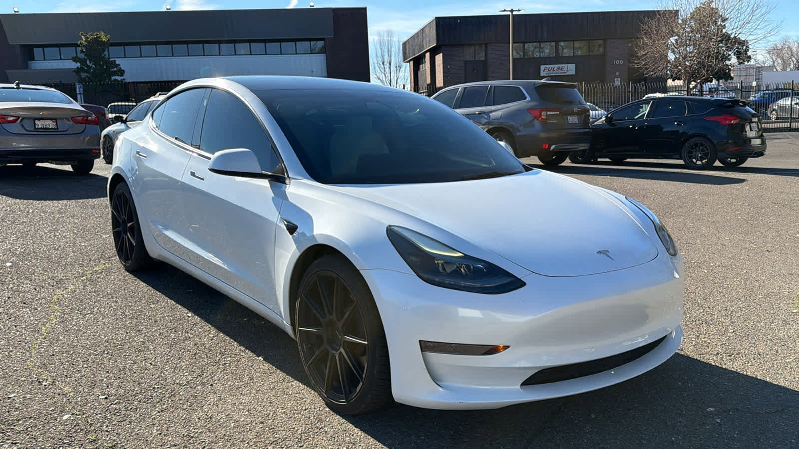 Used 2023 Tesla Model 3 Performance image 3