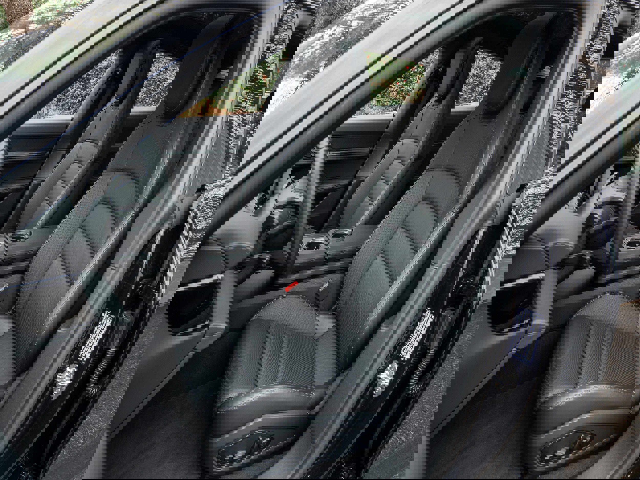 Used 2025 Porsche Taycan 4S image 5