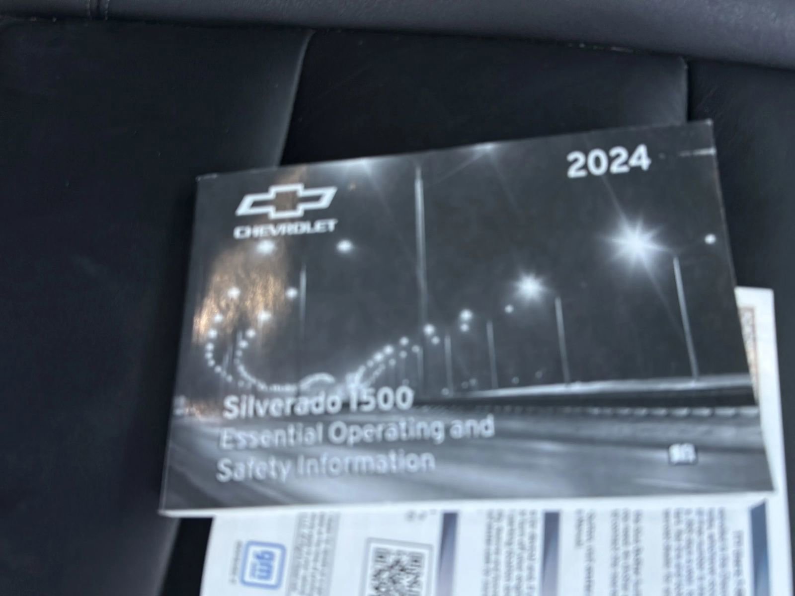 Used 2024 Chevrolet Silverado 1500 LT Trail Boss w/ LT Trail Boss Premium Package image 30