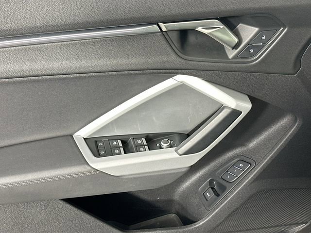 Used 2022 Audi Q3 2.0T Premium Plus image 24