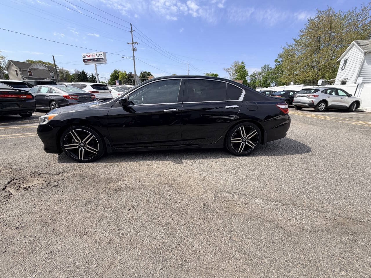 Used 2017 Honda Accord Sport image 38