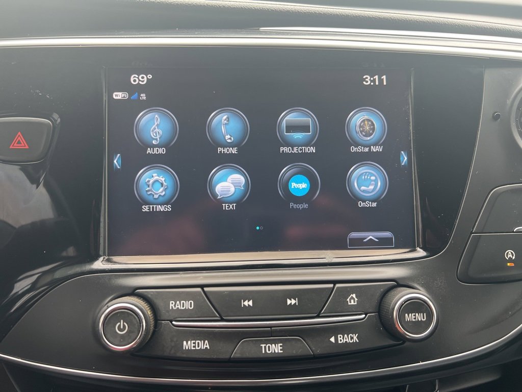 Used 2020 Buick Envision Essence image 17