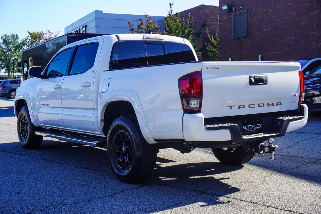Used 2022 Toyota Tacoma SR5 w/ Technology Package RWD image 30