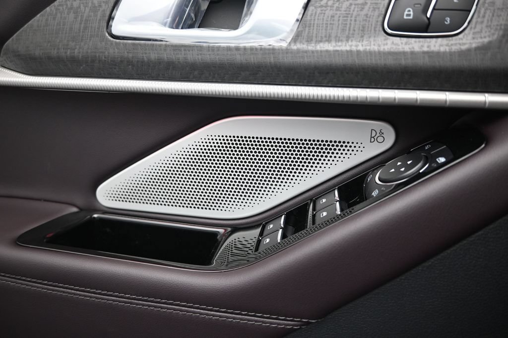 New 2026 Ford Explorer Platinum RWD image 19
