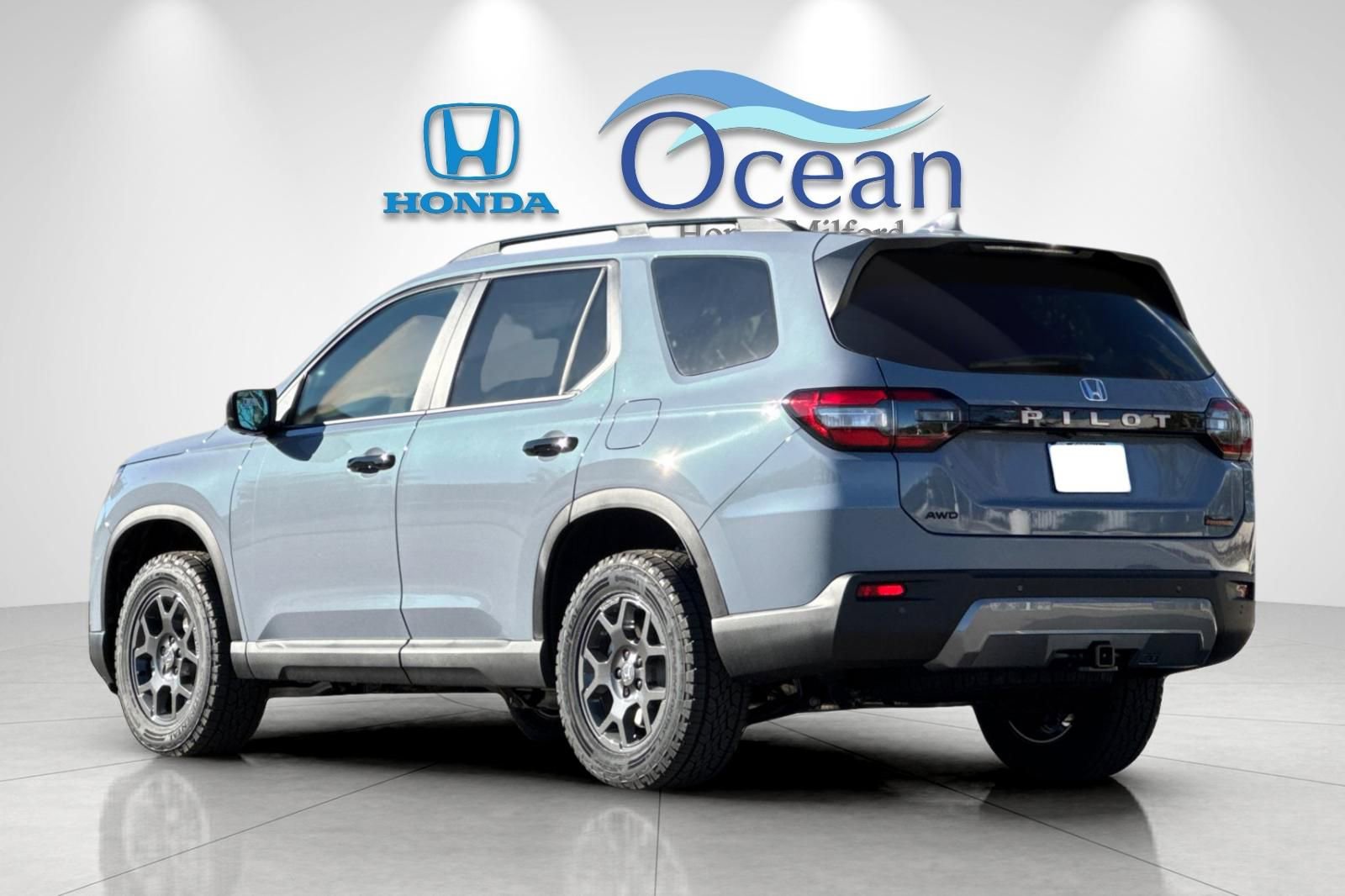 New 2026 Honda Pilot TrailSport image 3